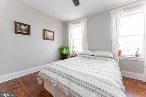 2570 Cedar St, Philadelphia PA 19125-2335 exterior