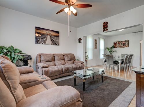 3032 48 Ct, Chicago IL 60804-3641 exterior