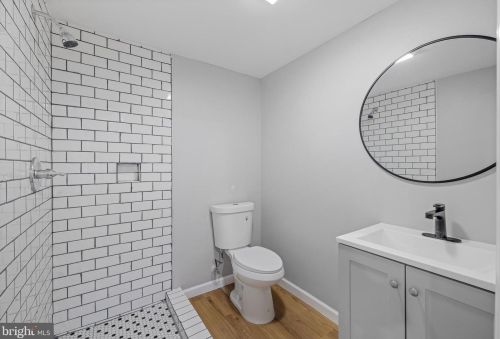 216 Wright Ave, Darby PA 19023-2328 exterior