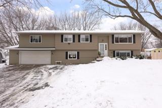 7610 Iroquois St, Chanhassen, MN 55317-9604