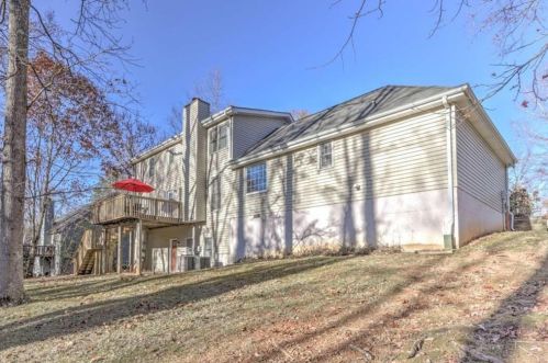 2559 Parker Trl, Gainesville GA 30506-1831 exterior