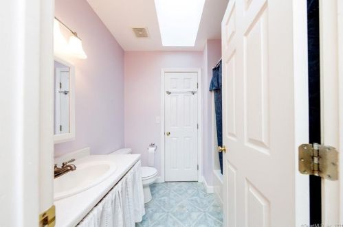 36 Picabo St, Killingly CT 06239-1533 exterior