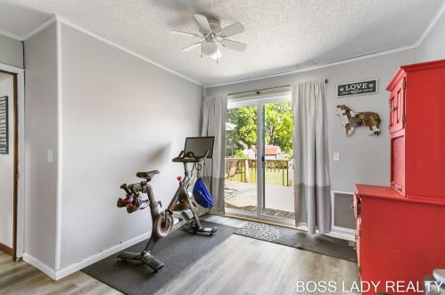 183 Muskegon St, Cedar Springs MI 49319-9594 exterior