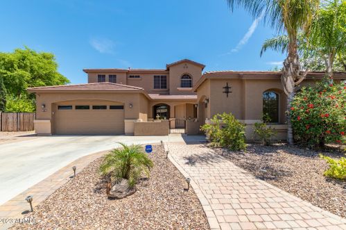645 Camellia Dr, Chandler, AZ 85225-6825