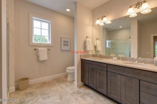 241 Walker St, Lenox MA  01240-2752 exterior