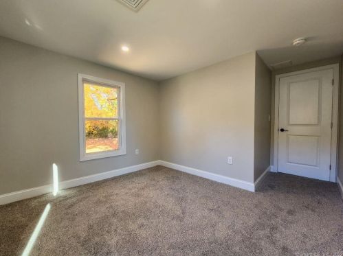 222 Thorpe Ave, Meriden CT  06450-9206 exterior