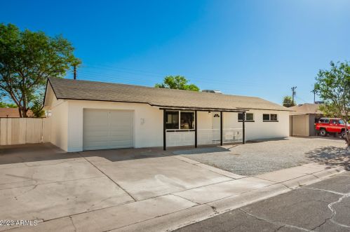 2925 42nd Ave, Phoenix AZ  85019-4323 exterior