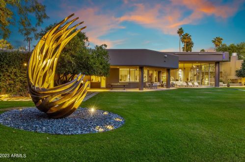 2111 Colter St, Phoenix AZ  85015-2821 exterior