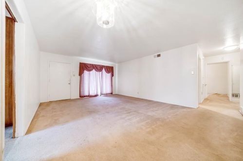 1316 Adelaide Dr, Dallas TX 75216-6911 exterior