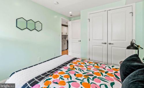 1265 Owen Pl, Washington DC 20002-2807 exterior