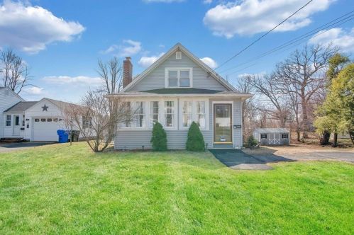 34 Geneva St, Springfield MA 01151-1807 exterior