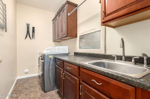 2228 Leo Pl, Chandler AZ 85249-5214 exterior