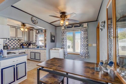 4922 Lynndale Ave, Milwaukee WI 53220-2069 exterior