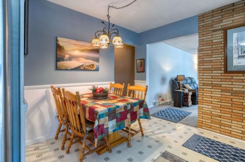 3340 Poinsettia Ave, Grand Rapids MI 49508-2567 exterior