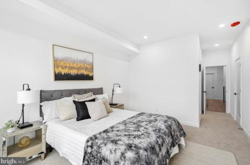 2527 Elvans Rd, Washington DC  20020-3508 exterior