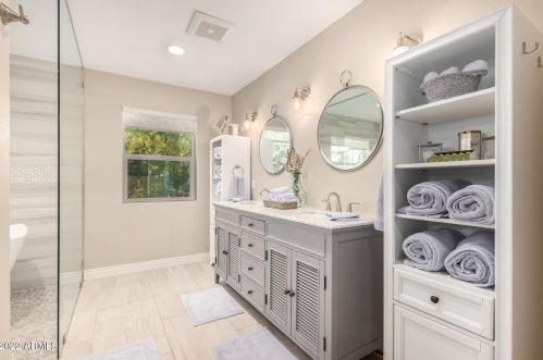 11605 37 Pl, Phoenix AZ 85050-2699 exterior