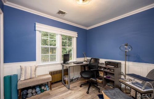 133 Hoover Ave, Edison NJ 08837-2669 exterior