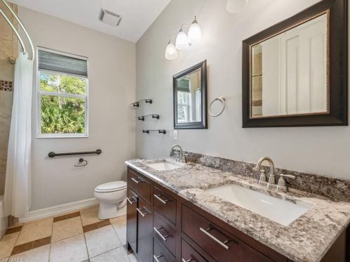 320 18 Ave, Naples FL 34120-2772 exterior