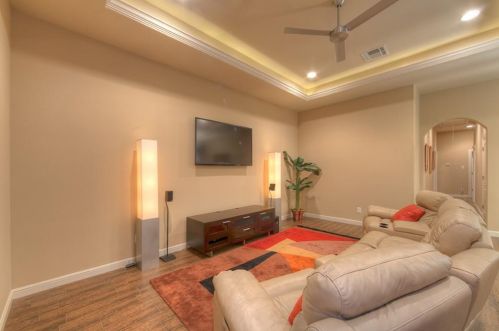 11226 Glenforest Dr, Montgomery TX  77356-5679 exterior