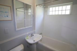 10023 51st Ave, Seattle WA  98146-1047 exterior