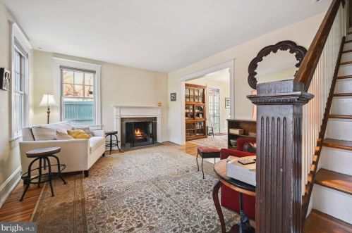 1737 34th St, Washington DC  20007-2308 exterior