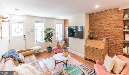 1424 Clarion St, Philadelphia PA  19147-4921 exterior