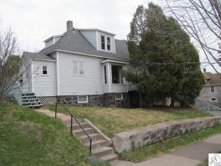 2229 7th St, Duluth, MN 55806-1534