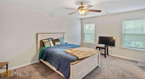 4945 Lower Elm St, Atlanta GA 30349-1677 exterior