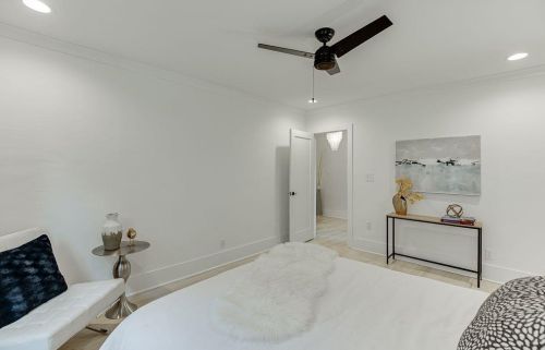 239 Midvale Dr, Atlanta GA  30342-3326 exterior