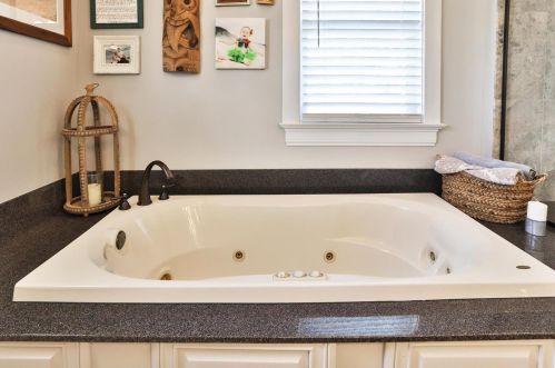 353 Frieda Ave, Saint Louis MO 63122-5425 exterior