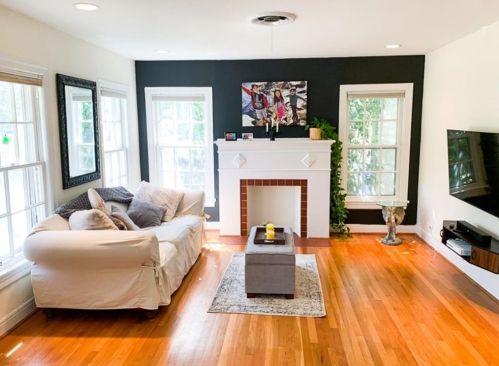 915 38th St, Austin TX  78705-1810 exterior