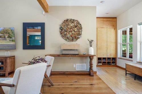 2106 14 St, Austin TX 78702-1304 exterior