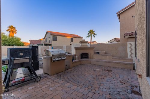 20831 10 St, Phoenix AZ 85086-0927 exterior