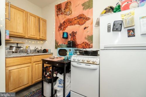 4927 Hazel Ave, Philadelphia PA 19143-2004 exterior