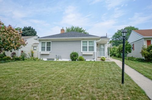 2764 84th St, Milwaukee, WI 53222-4756