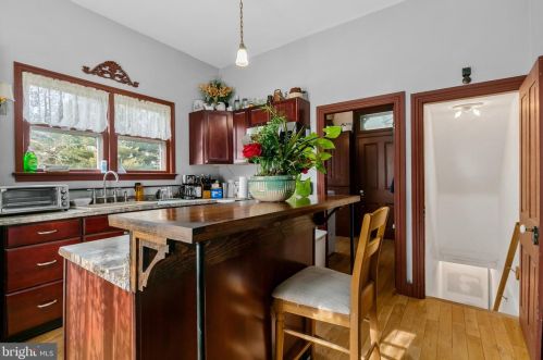 1694 Old Black Horse Pike, Blenheim NJ 08012-5216 exterior