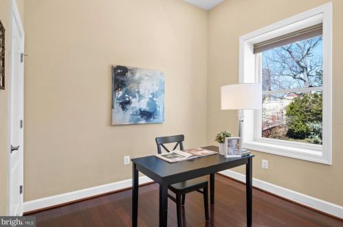 616 M St, Washington DC 20002-3425 exterior