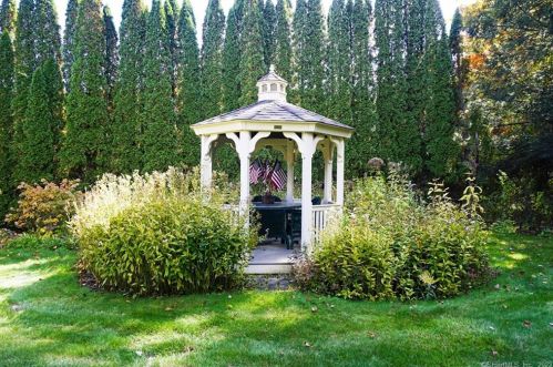 109 Babbling Brk Rd, Torrington CT 06790-2166 exterior