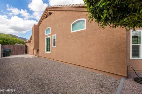 1709 Cathedral Rock Dr, Phoenix AZ 85048-8909 exterior