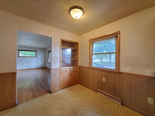 7100 Hope Ave, Milwaukee WI 53216-1058 exterior