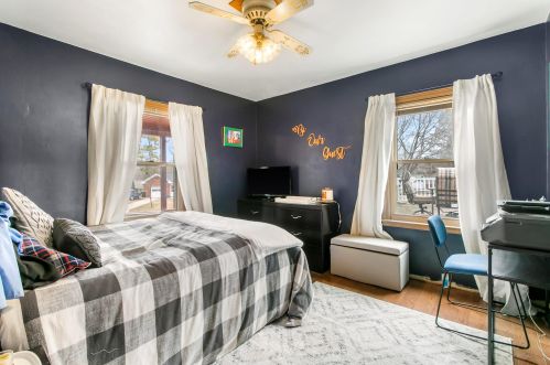 4884 Brookdale Dr, Milwaukee WI 53228-3352 exterior