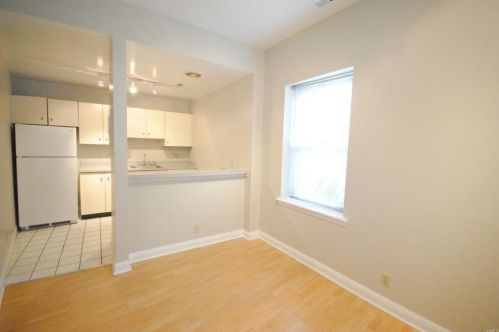 1851 10th St, Saint Louis MO 63104-3959 exterior