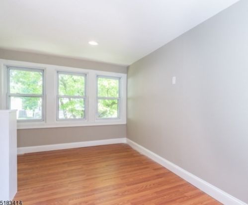 377 Prospect St, Nutley NJ  07110-2242 exterior