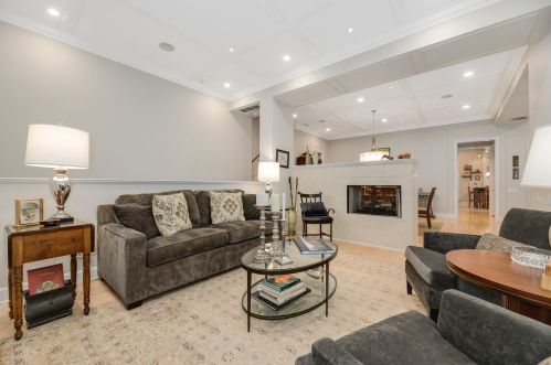 1048 Barry Ave, Chicago IL 60634-4610 exterior