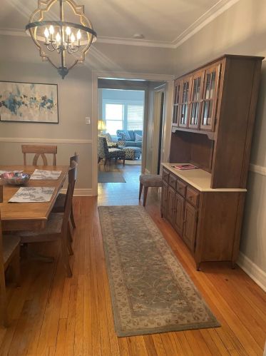 2243 Winnemac Ave, Chicago IL 60625-1818 exterior