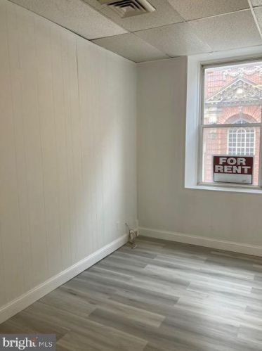 134 Chestnut St, Philadelphia PA 19106-3009 exterior