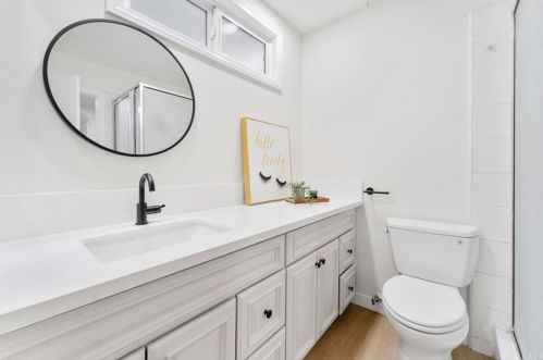 1742 Lance Dr, Tustin CA  92780-5233 exterior