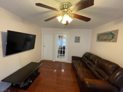 42 Plum St, Paterson NJ  07503-3036 exterior