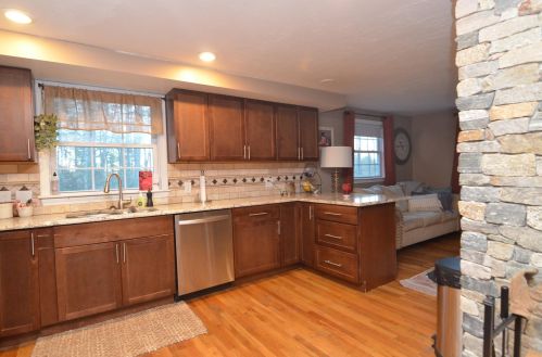 80 Hardy Rd, Concord NH 03307-0803 exterior