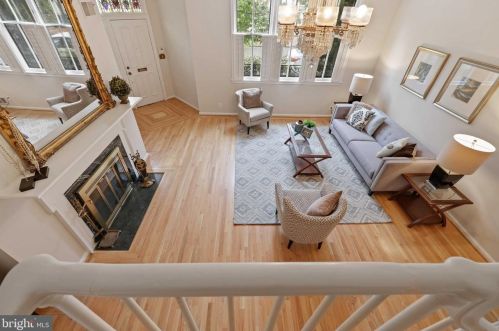 2731 Dumbarton St, Washington DC 20007-3336 exterior